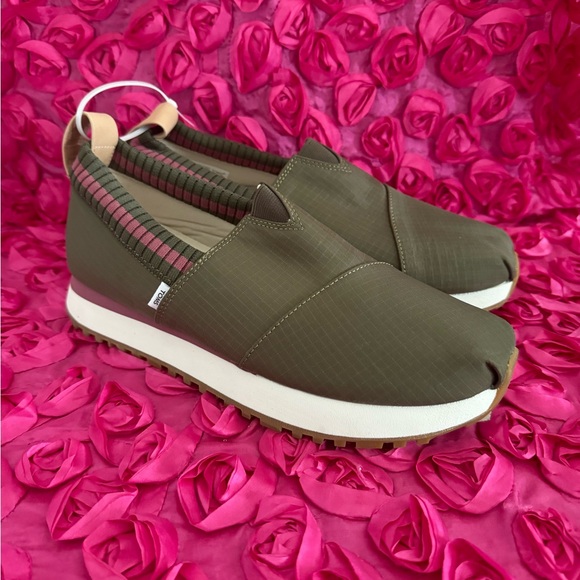 Toms - Alpargata Resident 2.0 Sneaker - Women's - Picture 2 of 8